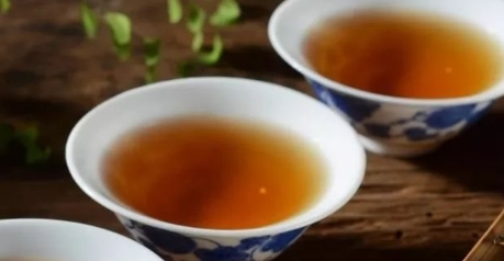 血压高适合喝茶吗？适合红茶还是绿茶呢？ 